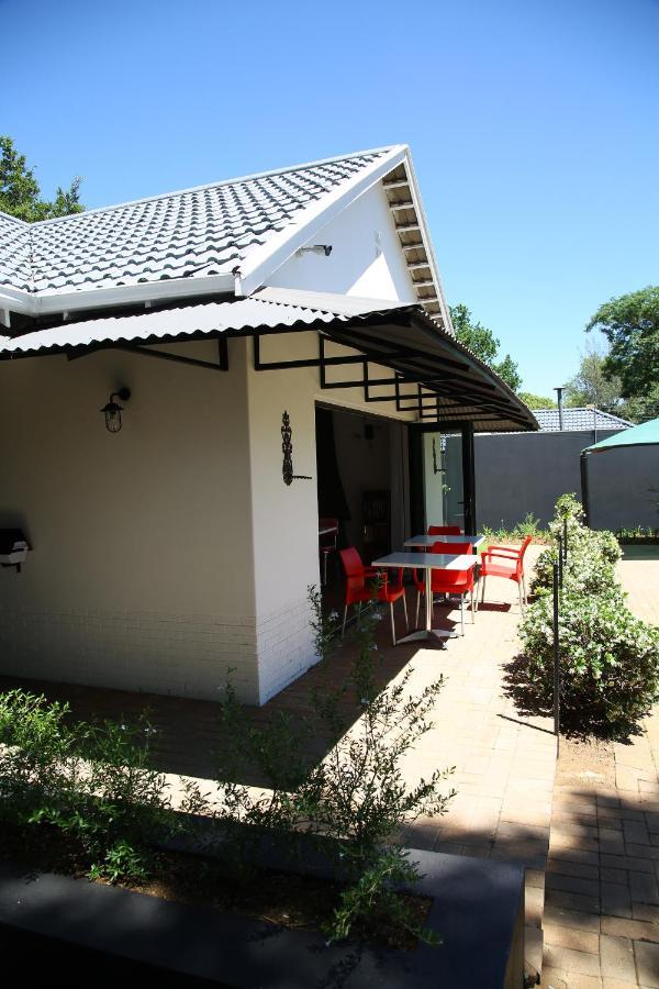 Ena Guesthouse Johannesburg Buitenkant foto
